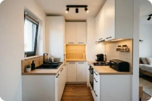 تصميم مطبخ صغير باحترافية مع خزانة مطبخ عملية